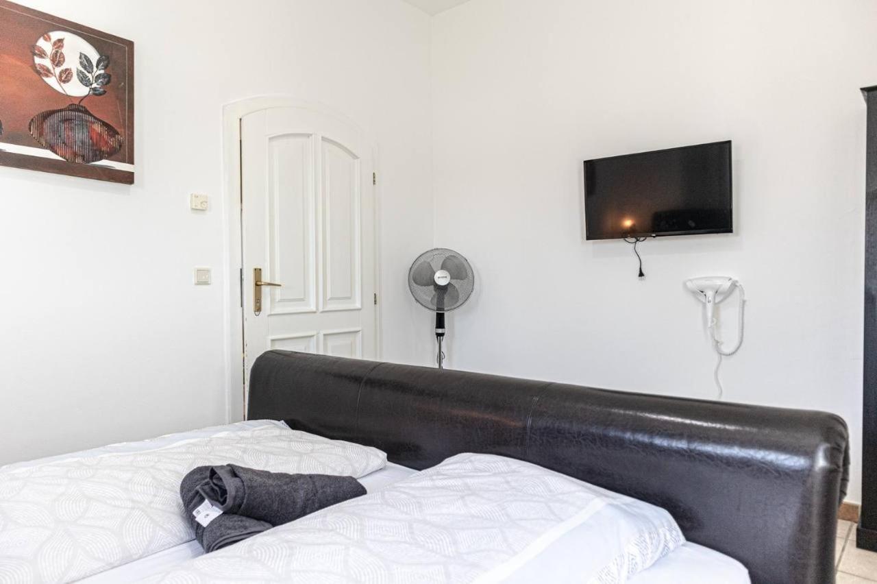 Privatunterkunft Triple In An Elegant House Gd